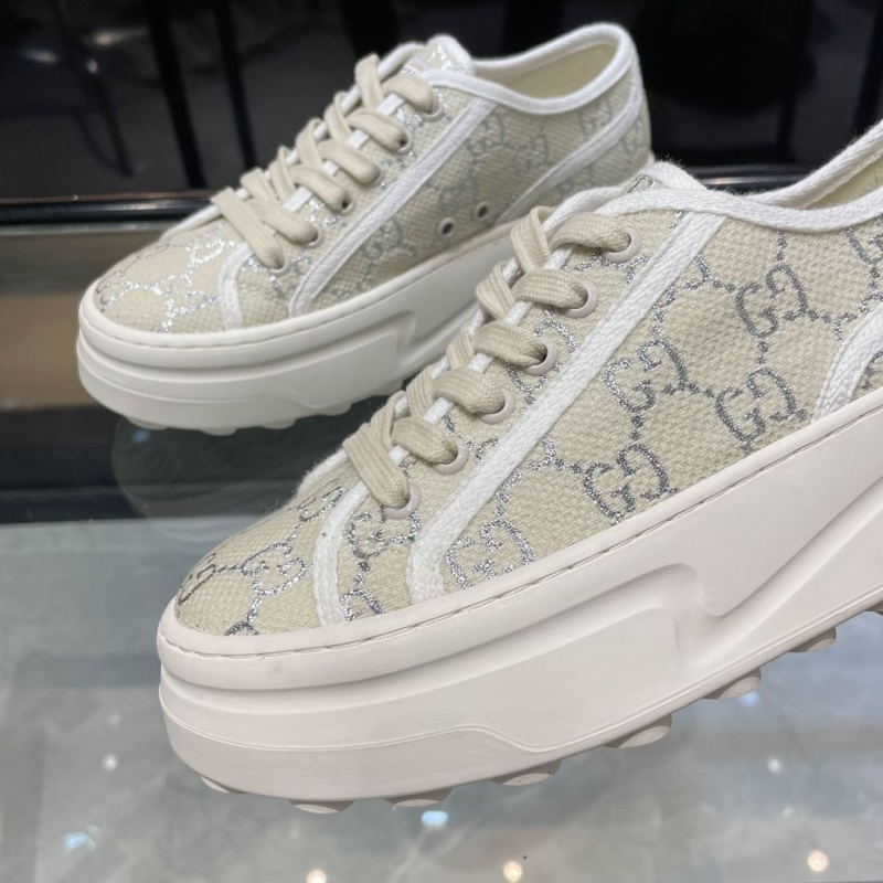 Gucci Casual Shoes